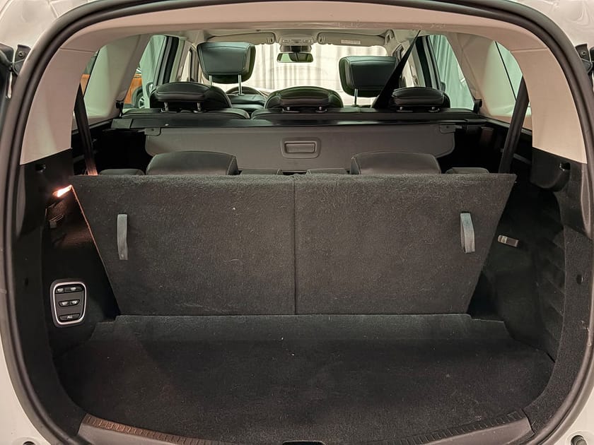 Bild 5 av Renault Grand Scénic 1.5 dCi EDC 7-Sits Drag Pano Värmare Bose