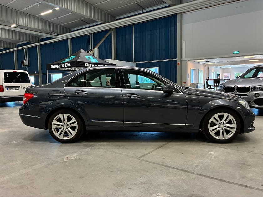 Bild 2 av Mercedes-Benz C 180 Avantgarde Plus Aut 156 HK Navi V-hjul