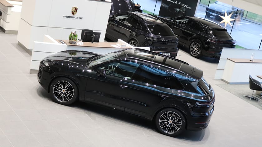Bild 5 av Porsche Cayenne E-Hybrid – Black Edition
