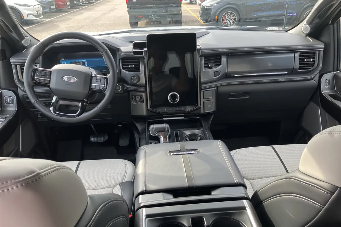 Ford F-150 Lightning Extended Range