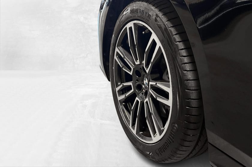 Bilde 2 av BMW i5 xDrive40 Touring FullyCharged B&W, Panorama, Krok