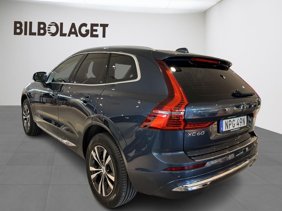 Volvo XC60 2023 - miniatyr 3