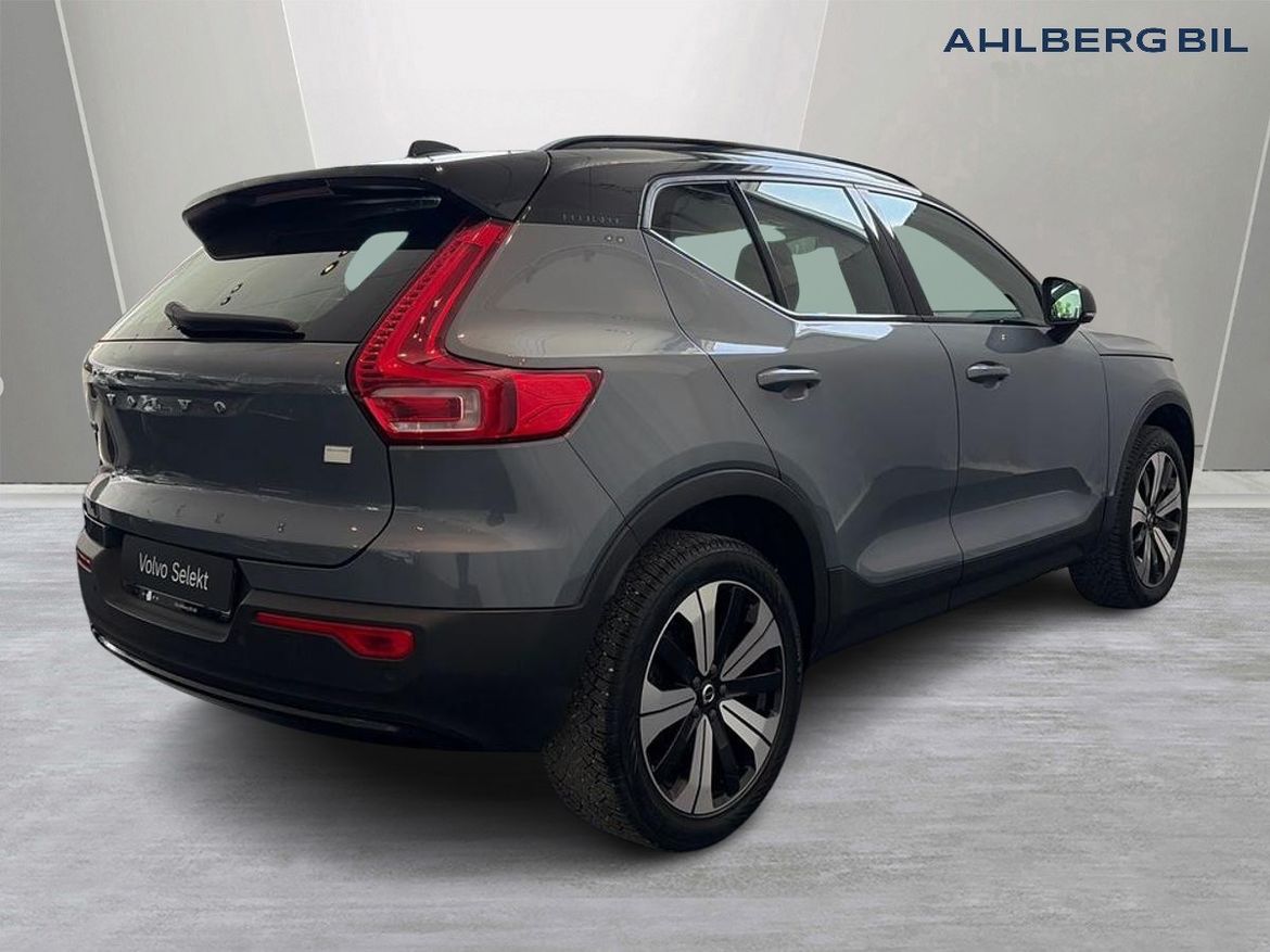 Volvo XC40 2023 - miniatyr 3