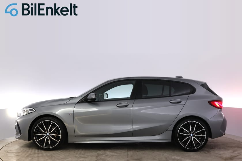 Bild 5 av BMW 118d M Sport Shadow Carplay 150hk
