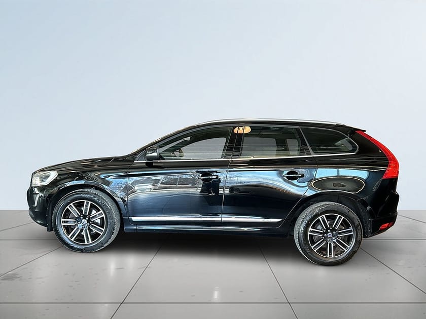 Bild 4 av Volvo XC60 D4 AWD Aut Classic Summum Skinn/BLIS/Ad.Fhåll/Dvärm/SoV