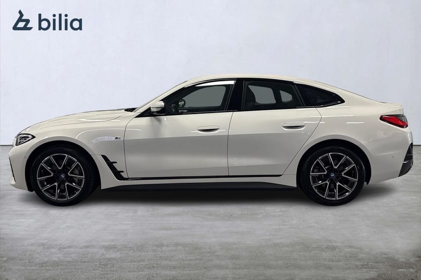 Bild 3 av BMW i4 eDrive40 Gran Coupé eDrive 40 M-sport | Backkamera | HiFi |Drag