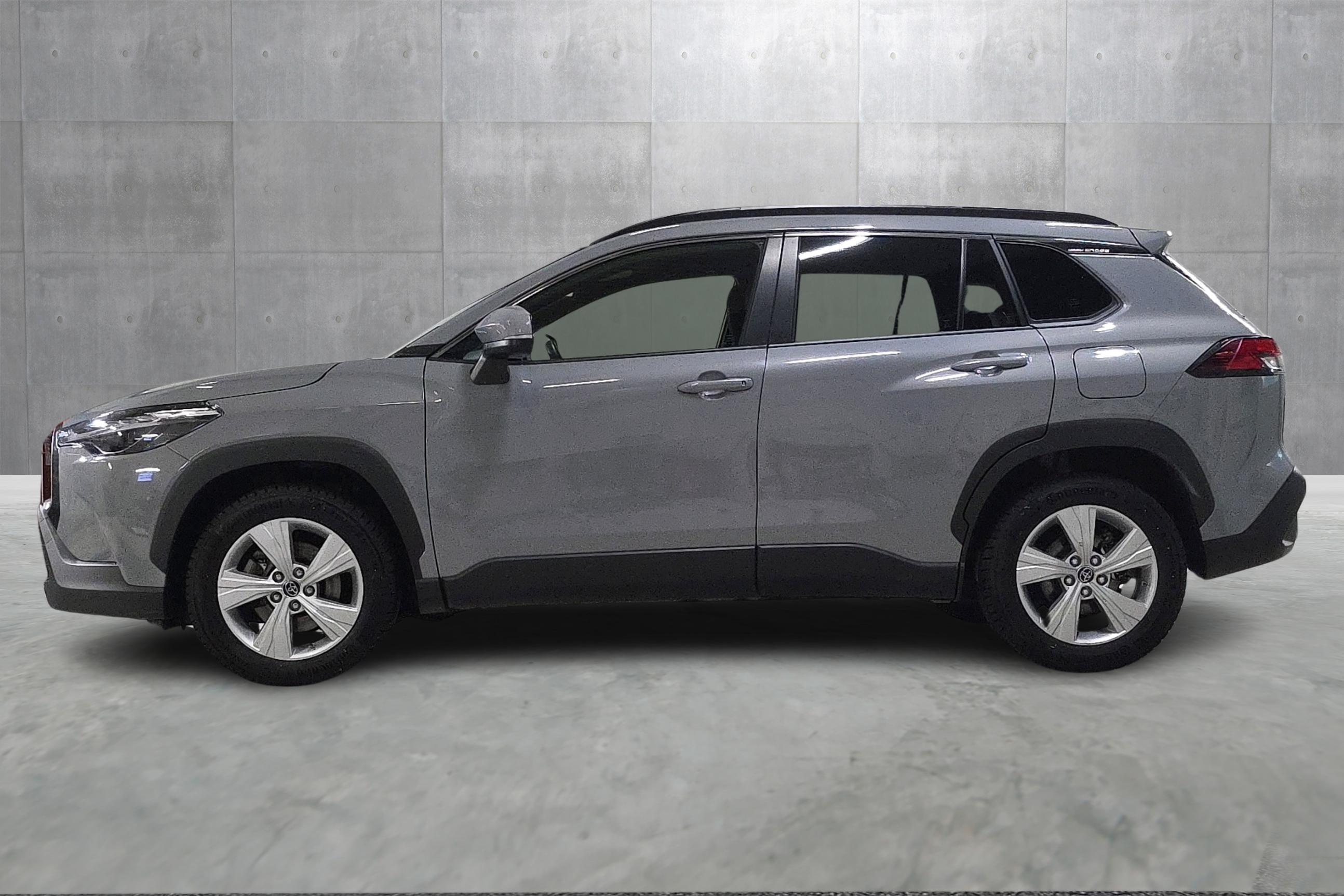 Thumnail bilde 1 av Toyota Corolla Cross Hybrid AWD-i