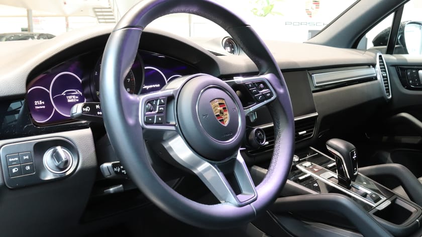 Bild 3 av Porsche Cayenne E-Hybrid | Platinum Edition | VAT | Leasebar | BOSE |