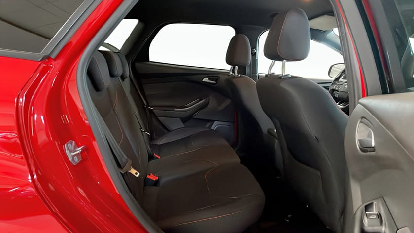 Bild 5 av Ford Focus Kombi 1.0 EcoBoost SelectShift 125Hk / ST-Line / Drag /