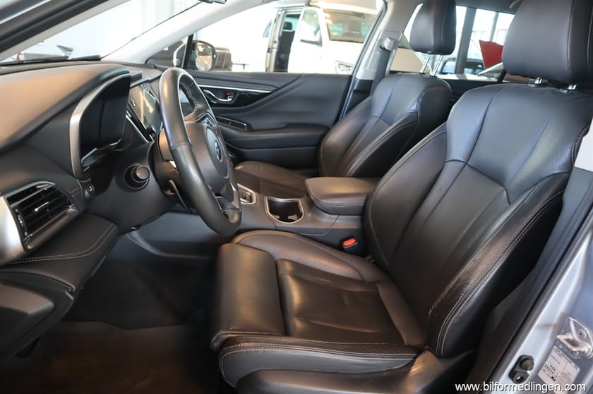 Bild 4 av Subaru Outback 2.5i AWD XFuel Option E85 169hk Lineartronic