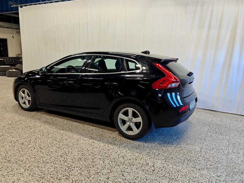 Bild 3 av Volvo V40 D2 Manuell, 115hk, v-hjul, backkamera