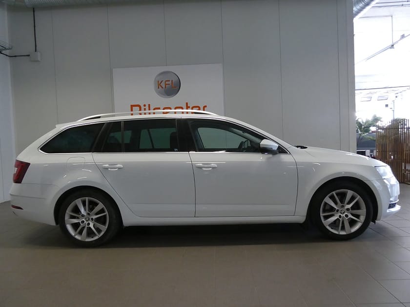 Bild 5 av Škoda Octavia Kombi Skoda 1.8 TSI 4x4 Aut-Drag-Värmare-Kamera-Navi-SoV