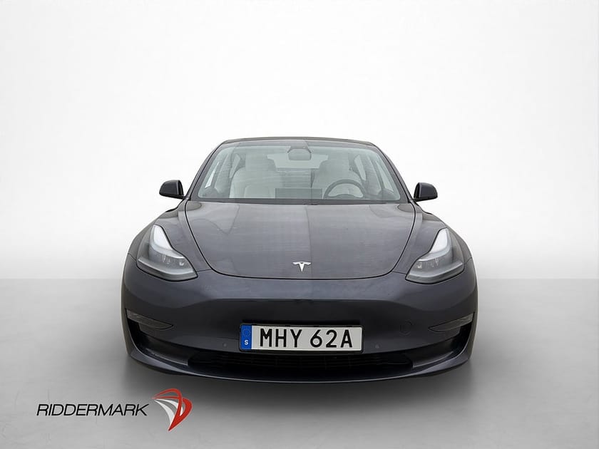 Bild 2 av Tesla Model 3 Long Range AWD Ljus Interiör Autopilot