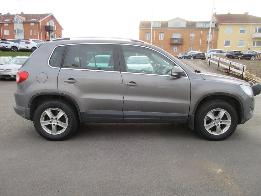 Bild 5 av Volkswagen Tiguan 2.0 TDI 140 hk DPF 4Motion Sport & Style DSG Drag