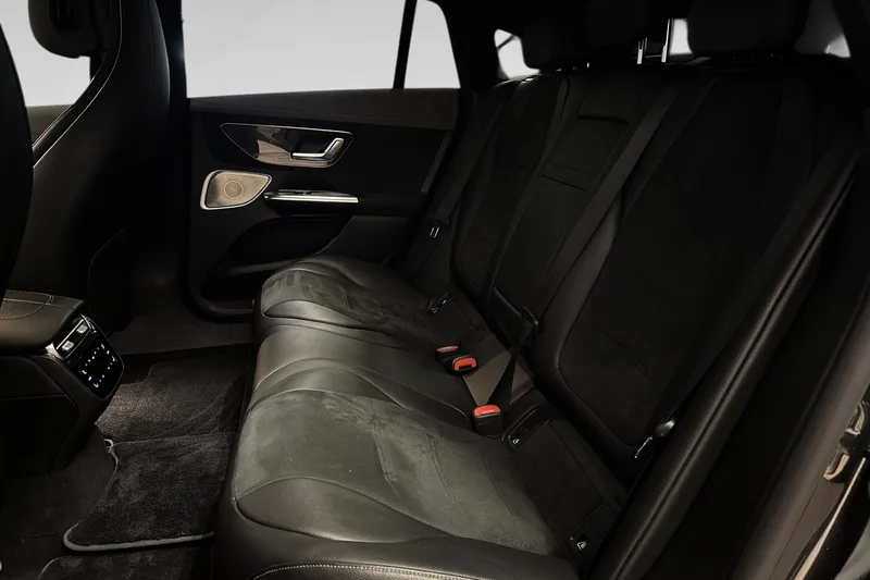 Mercedes-Benz AMG EQE 43 4MATIC bilde 17