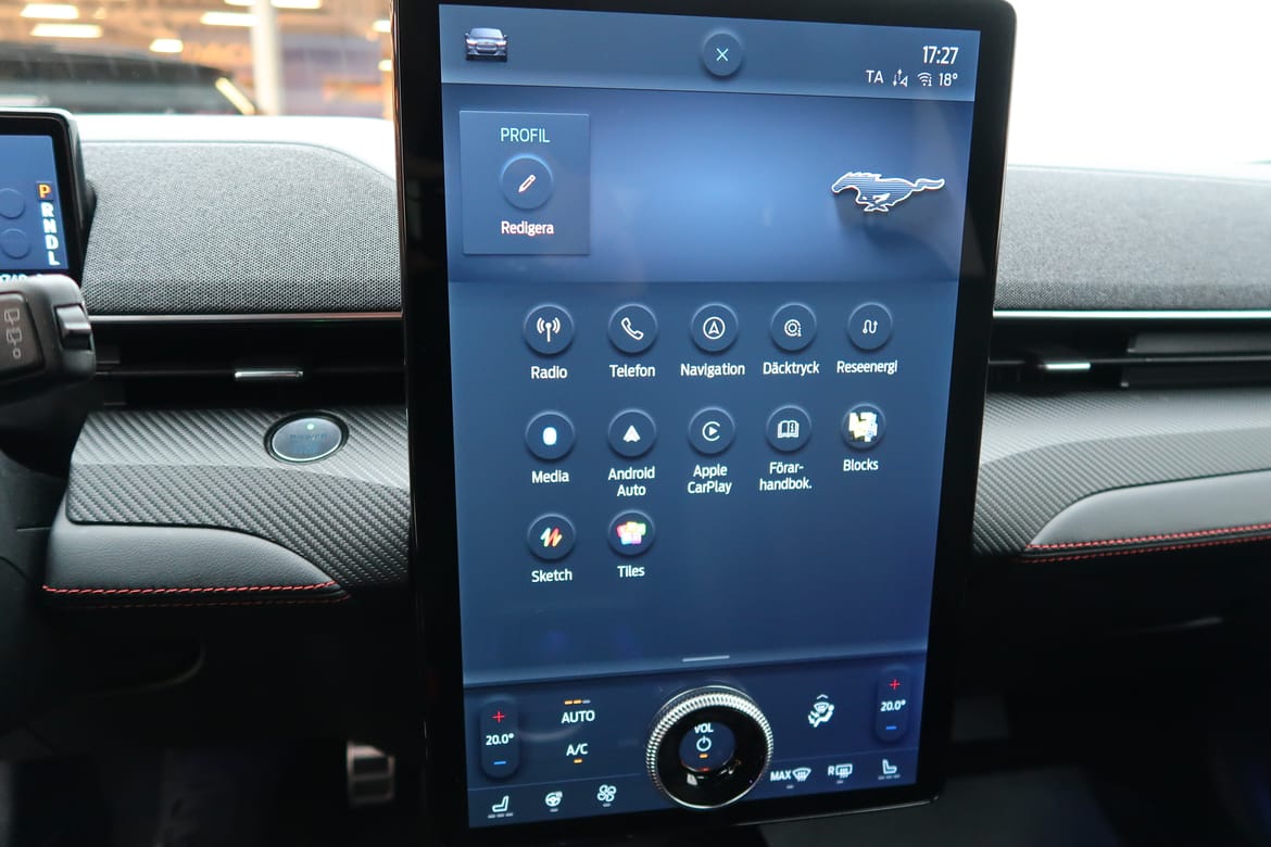 Ford Mustang Mach-E 2022 - miniatyr 10