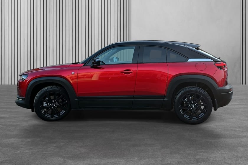 Bilde 4 av Mazda MX-30 e-Skyactiv R-EV Plug-In-Hybrid / NYBIL GARANTI / Makoto / Bose / HUD