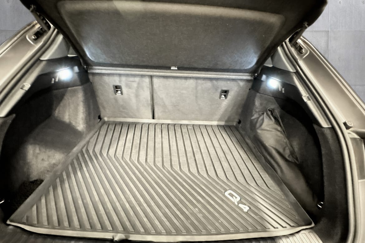 Audi Q4 50 e-tron quattro, 299ps, 2022