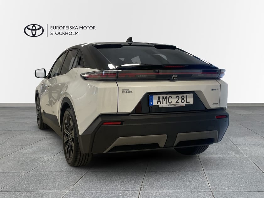 Bild 3 av Toyota C-HR+ EXECUTIVE AWD PANORAMA JBL