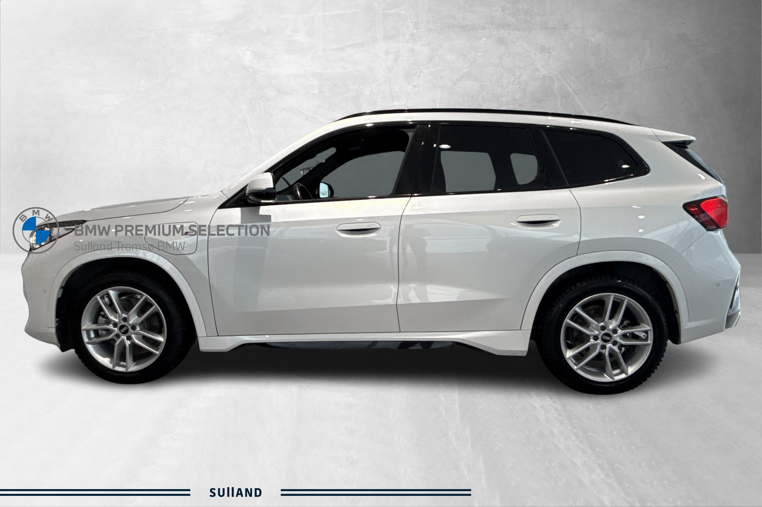 Thumnail bilde 2 av BMW X1 xDrive25e