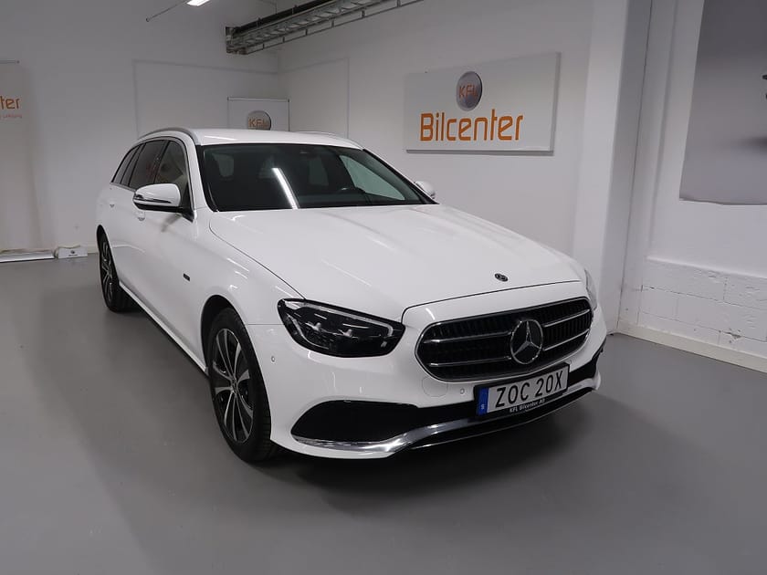 Bild 3 av Mercedes-Benz E 300 T de 4MATIC *3,99% RÄNTA* 4M V-Däck ingår Drag-Kamera-Värm