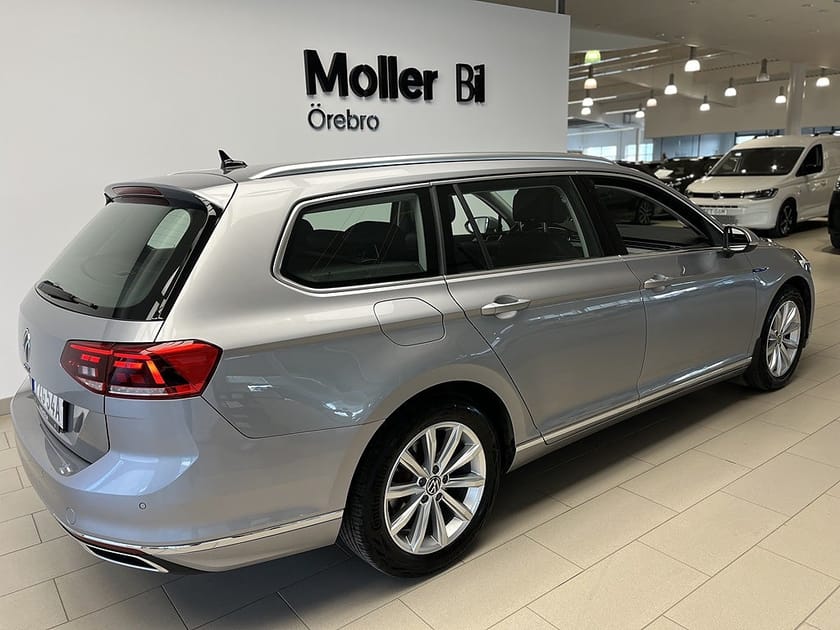 Bild 4 av Volkswagen Passat Sportscombi GTE 1.4 218hk TSI I Bkamera/Drag