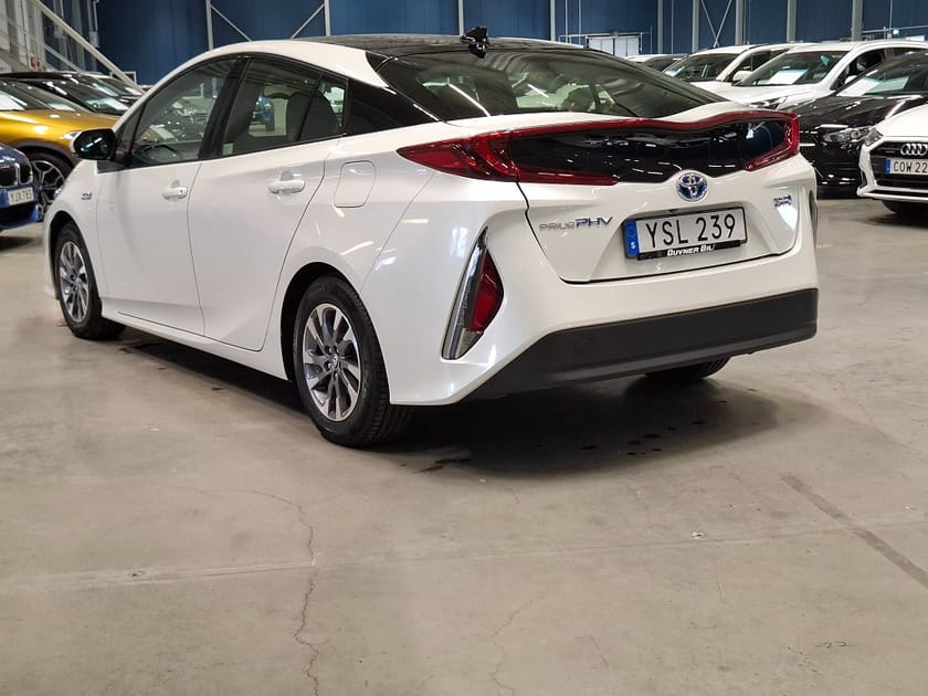 Bild 4 av Toyota Prius Plug-in Hybrid 1.8 VVT-i Executive CVT AUT