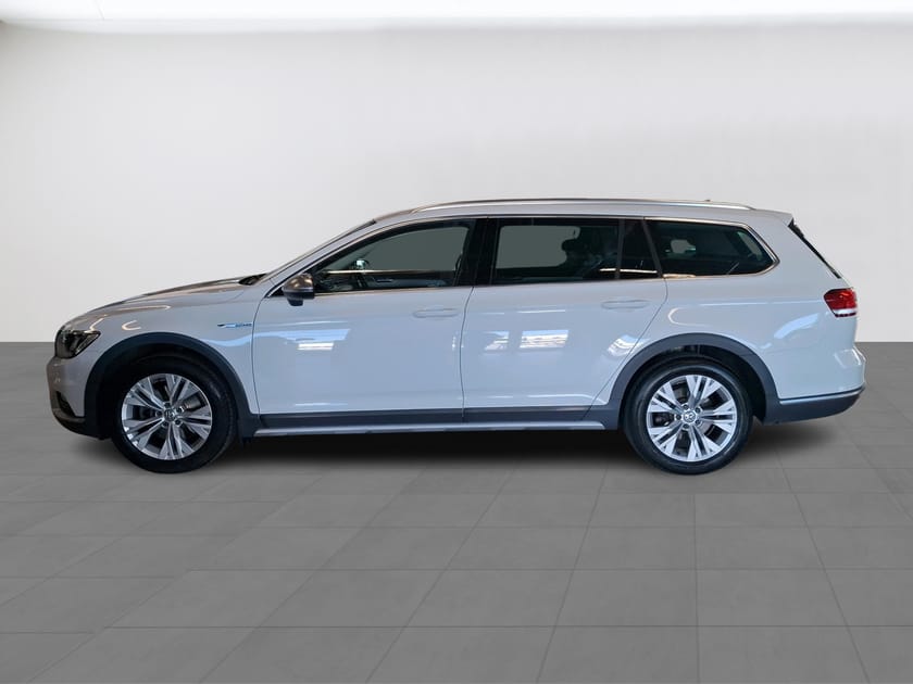 Bild 2 av Volkswagen Passat Alltrack Dragkrok, Dieselvärmare, Motor och Kupévärmare