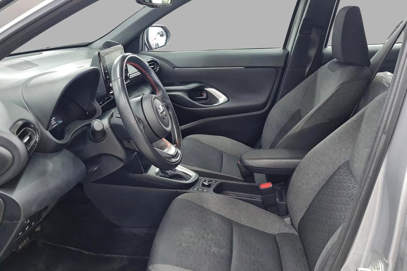 Bilde 4 av Toyota Yaris Cross Hybrid AWD-i Active - LED - Adaptiv cruise - Ryggekam.