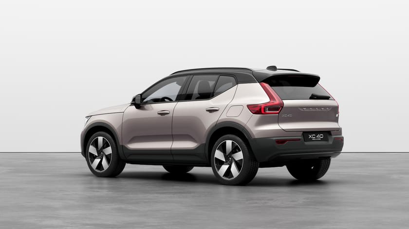 Bilde 4 av Volvo XC40 Recharge Twin Ultimate KROK|PANO|20"|360|H&K|TONEDE