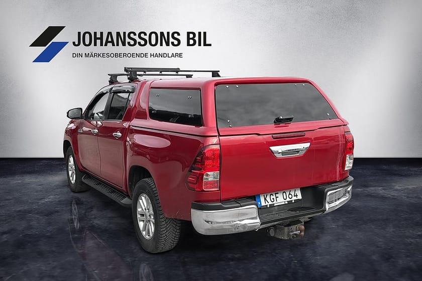 Bild 3 av Toyota Hilux Dubbelhytt 2.4 AWD Euro 6 Kamera Värmare Drag