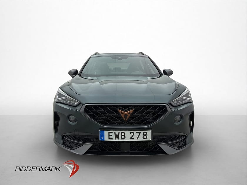 Bild 2 av CUPRA Formentor VZ e-Hybrid 245hk Cockpit Kamera DCC Drag