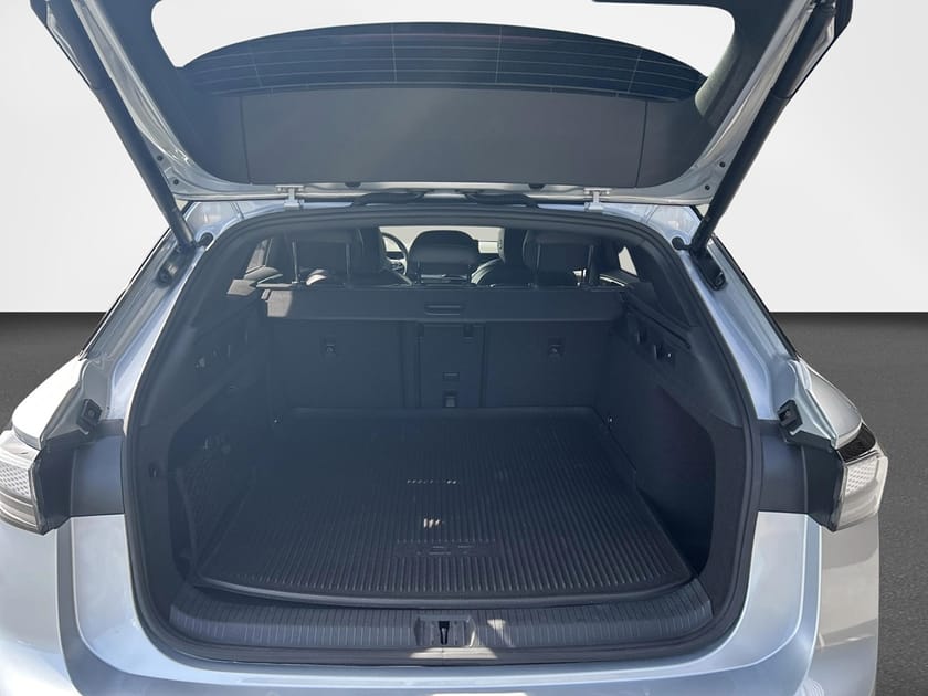 Bild 5 av Volkswagen ID.7 91 kWh 4Motion GTX 86 340 HK Drag Head-Up