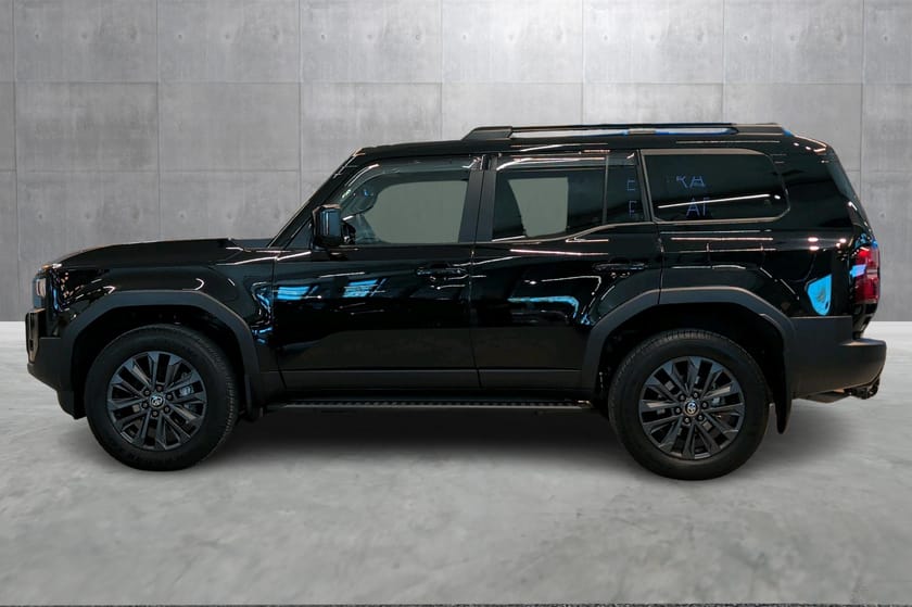 Bilde 2 av Toyota Land Cruiser 250 2,8 204HK GX 7 seter - Unik sjanse