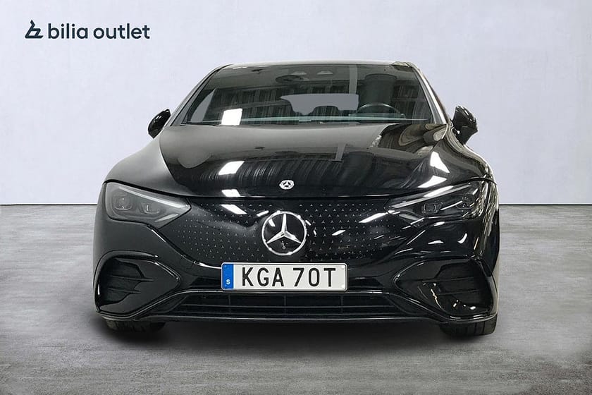 Bild 3 av Mercedes-Benz EQE 300 89 kWh AMG SE Edition 245hk Nightpkt Navi Drag 360°