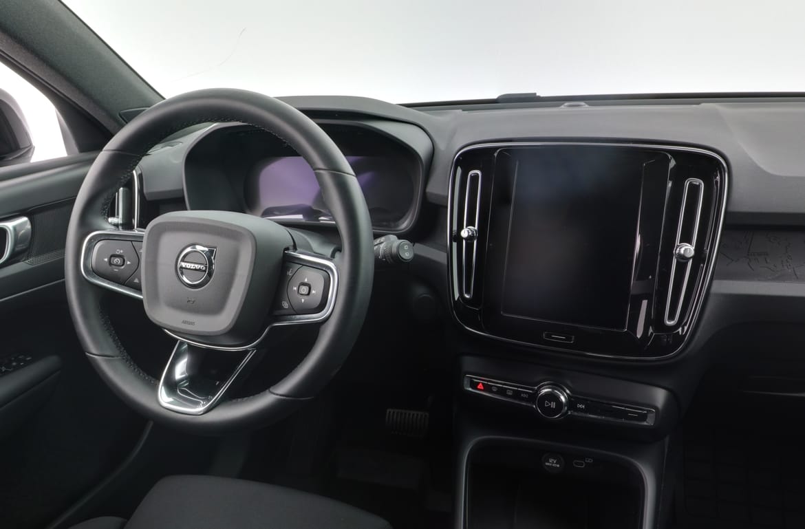 Volvo XC40 2023 - miniatyr 9