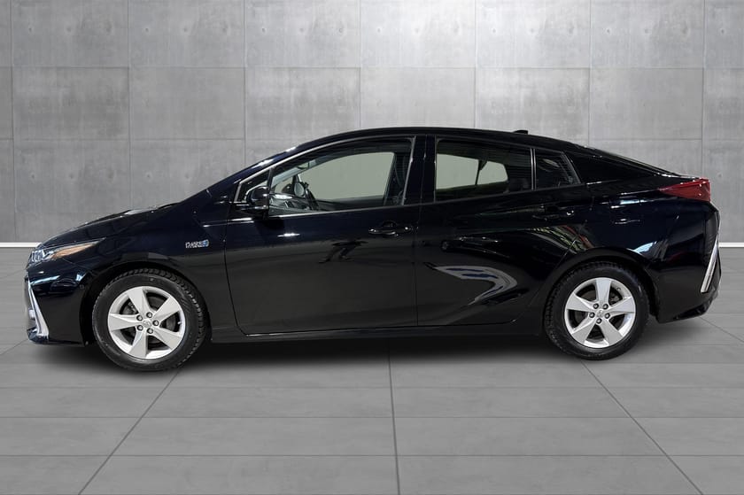 Bilde 2 av Toyota Prius Plug-in Hybrid Executive / Velholdt /