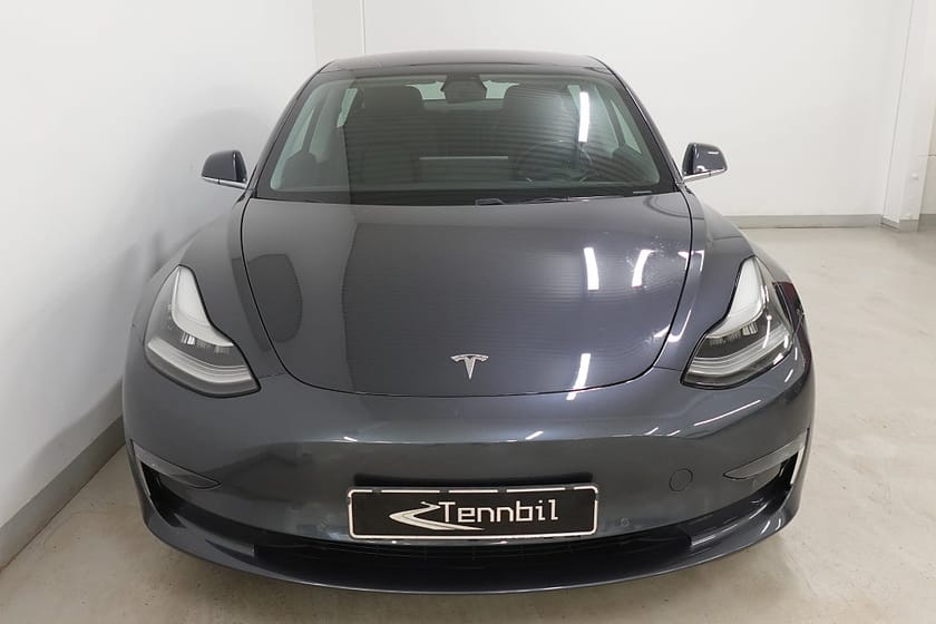 Bild 2 av Tesla Model 3 Long Range AWD Panorama GPS Kamera FSD