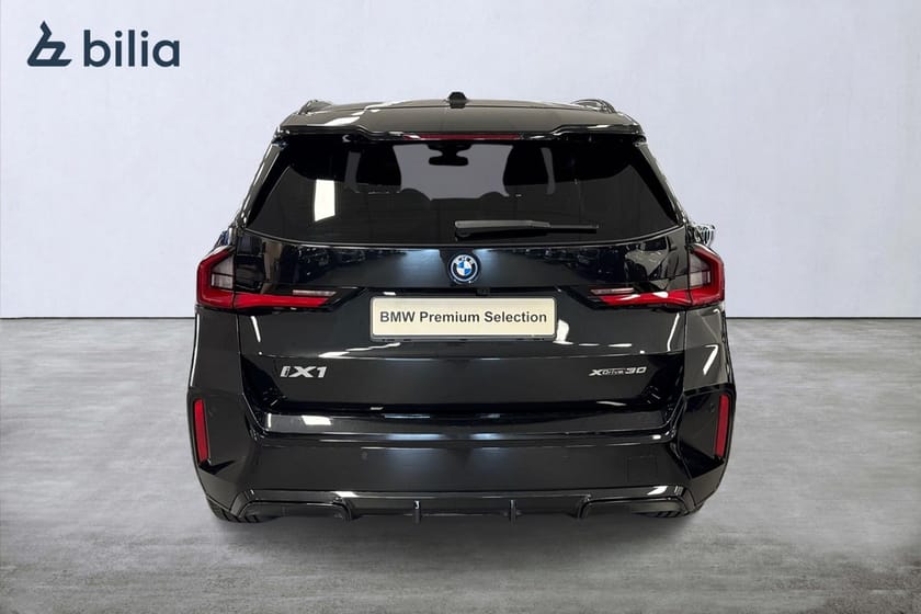 Bild 5 av BMW iX1 xDrive30 xDrive 30 M-sport | Drag | Head-up | Aktiv farth. | 360