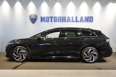 Volkswagen ID.7 Pro S Tourer edition black style demo