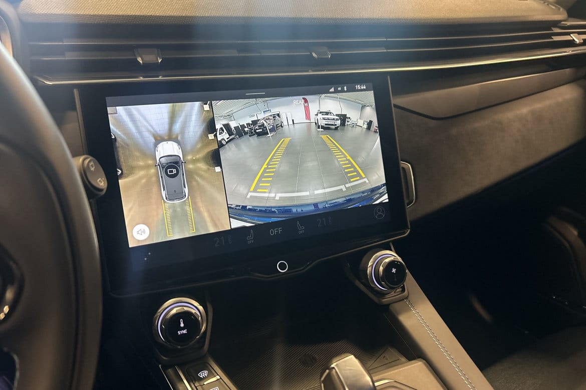 Lynk & Co 01 PHEV