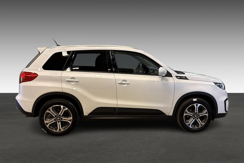 Bilde 3 av Suzuki Vitara 4WD 1,6-120hk. Krok, ACC, Navi, R.kamera