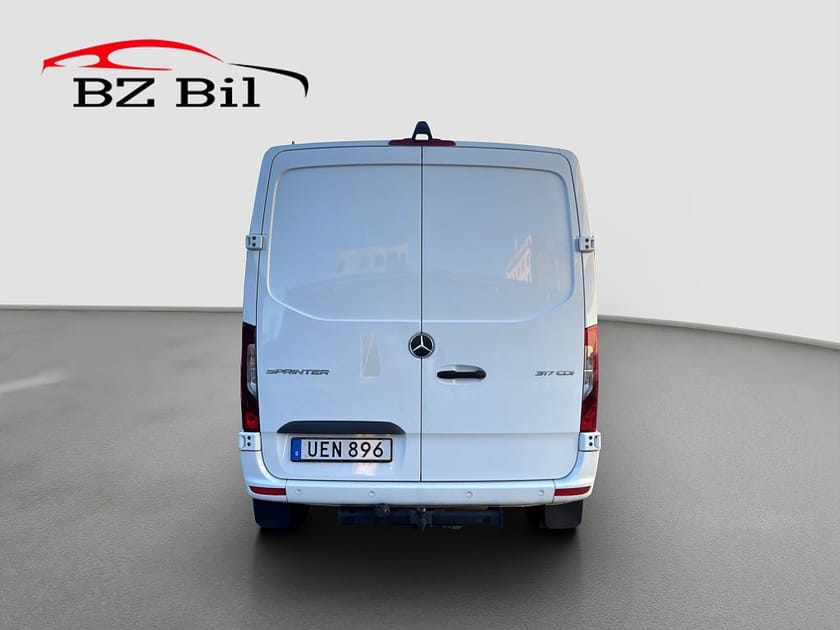 Bild 4 av Mercedes-Benz Sprinter 317 CDI RWD Panel Van Moms 360° V-Inredd Skinn Drag