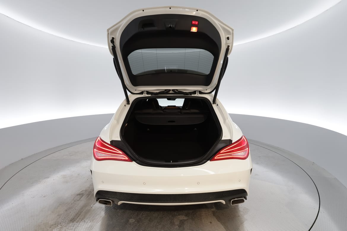 Mercedes-Benz CLA 2016 - miniatyr 16