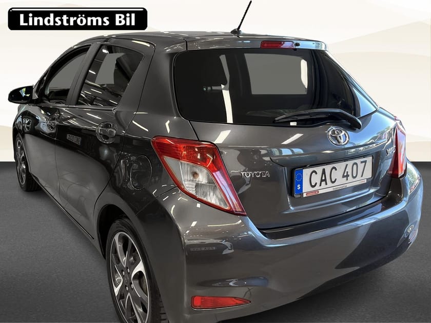 Bild 4 av Toyota Yaris Edition 50 1.3 99hk S&V-hjul