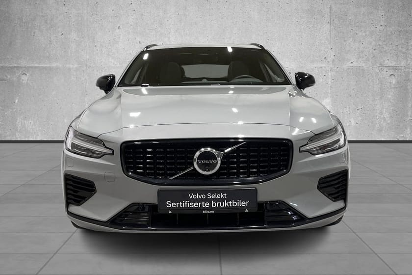 Bilde 3 av Volvo V60 T6 AWD Ultimate Dark-H.Feste, Bowers&Wilkins, HUD, 360