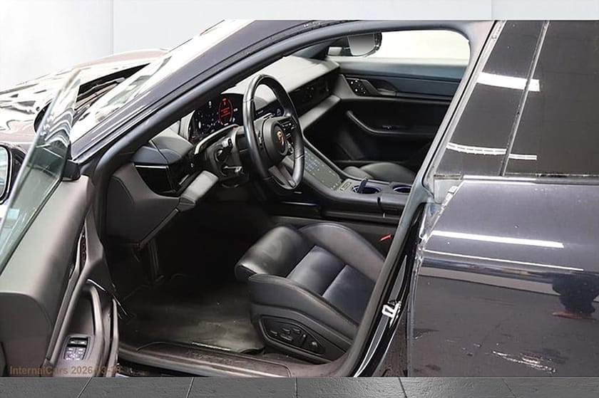 Bild 4 av Porsche Taycan 4 Cross Turismo DD Navi Kamera Sport-Chrono+ V-Pump