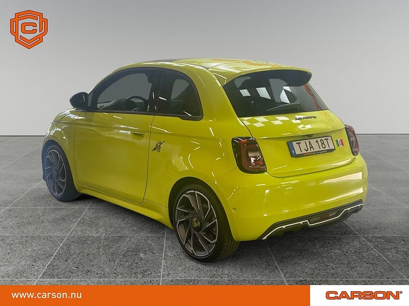 Bild 4 av Abarth 500e Scorpionissma Apple Carplay Backkamera JBL