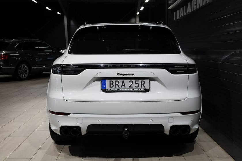 Bild 5 av Porsche Cayenne E-Hybrid Platinum Edition SportDesign 462hk