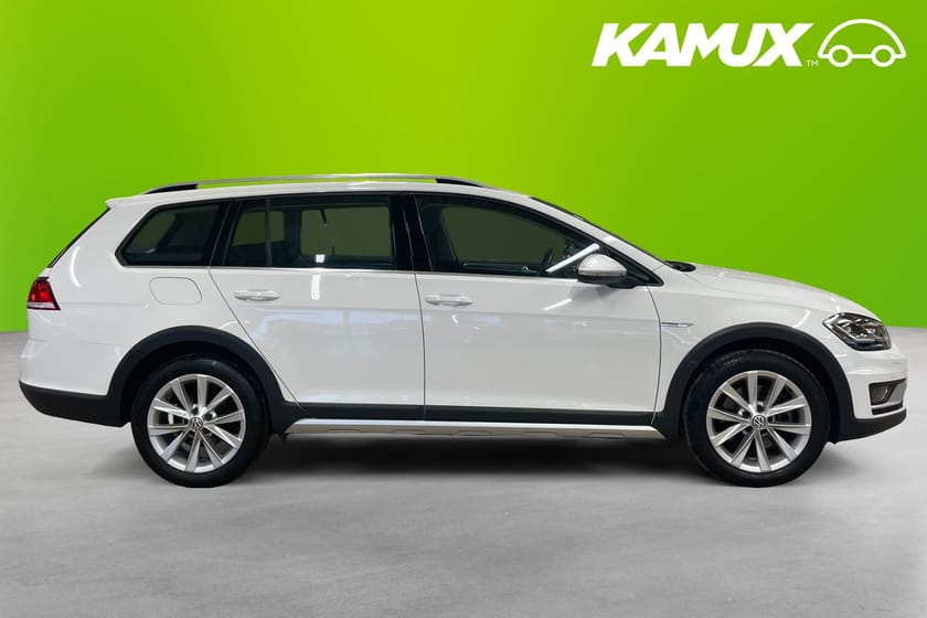 Bild 2 av Volkswagen Golf Alltrack 2.0 TDI 4Motion  Adaptiv Kamera Drag